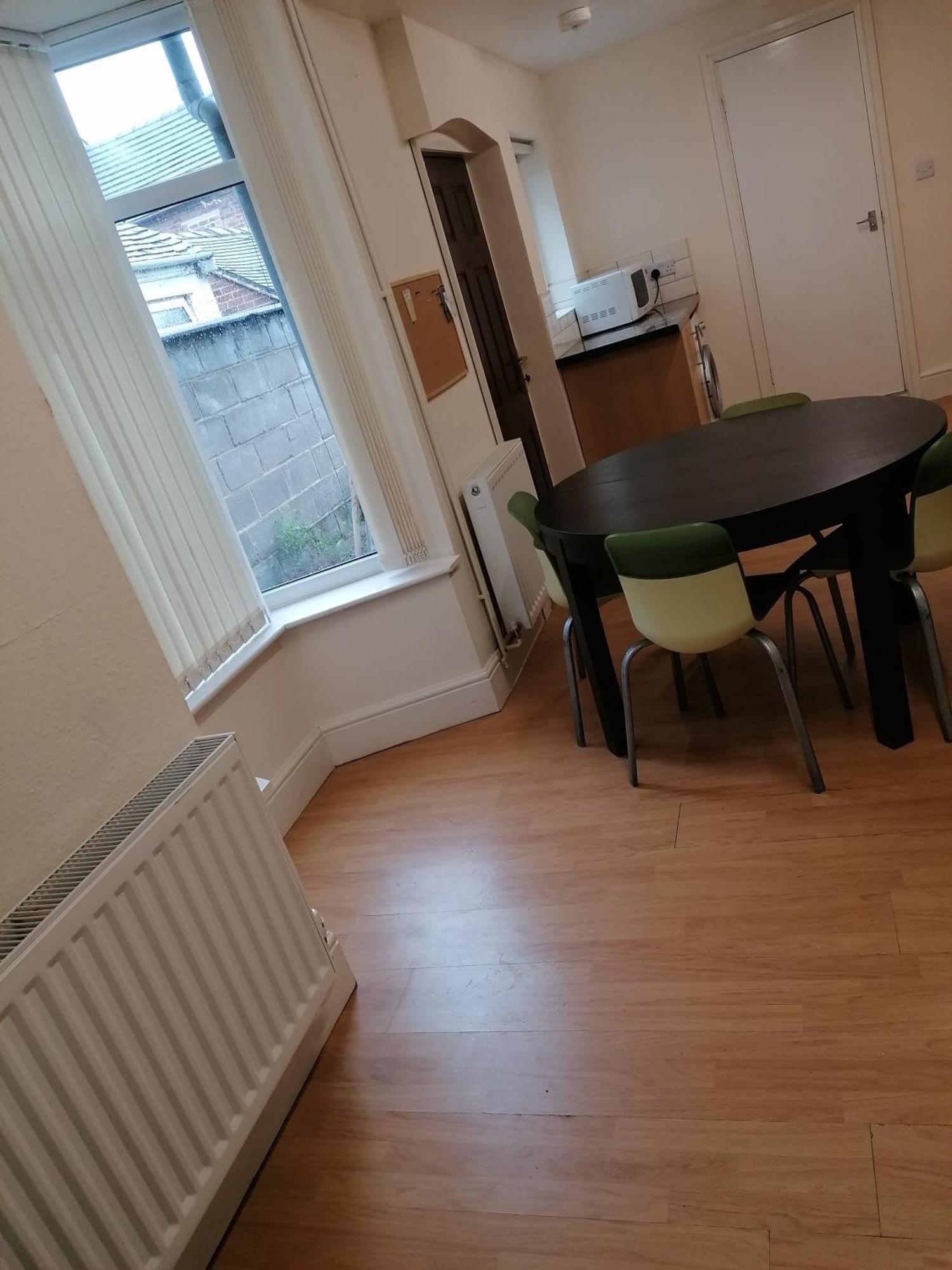 Hygis Home Of Relaxations Stoke-on-Trent Екстериор снимка