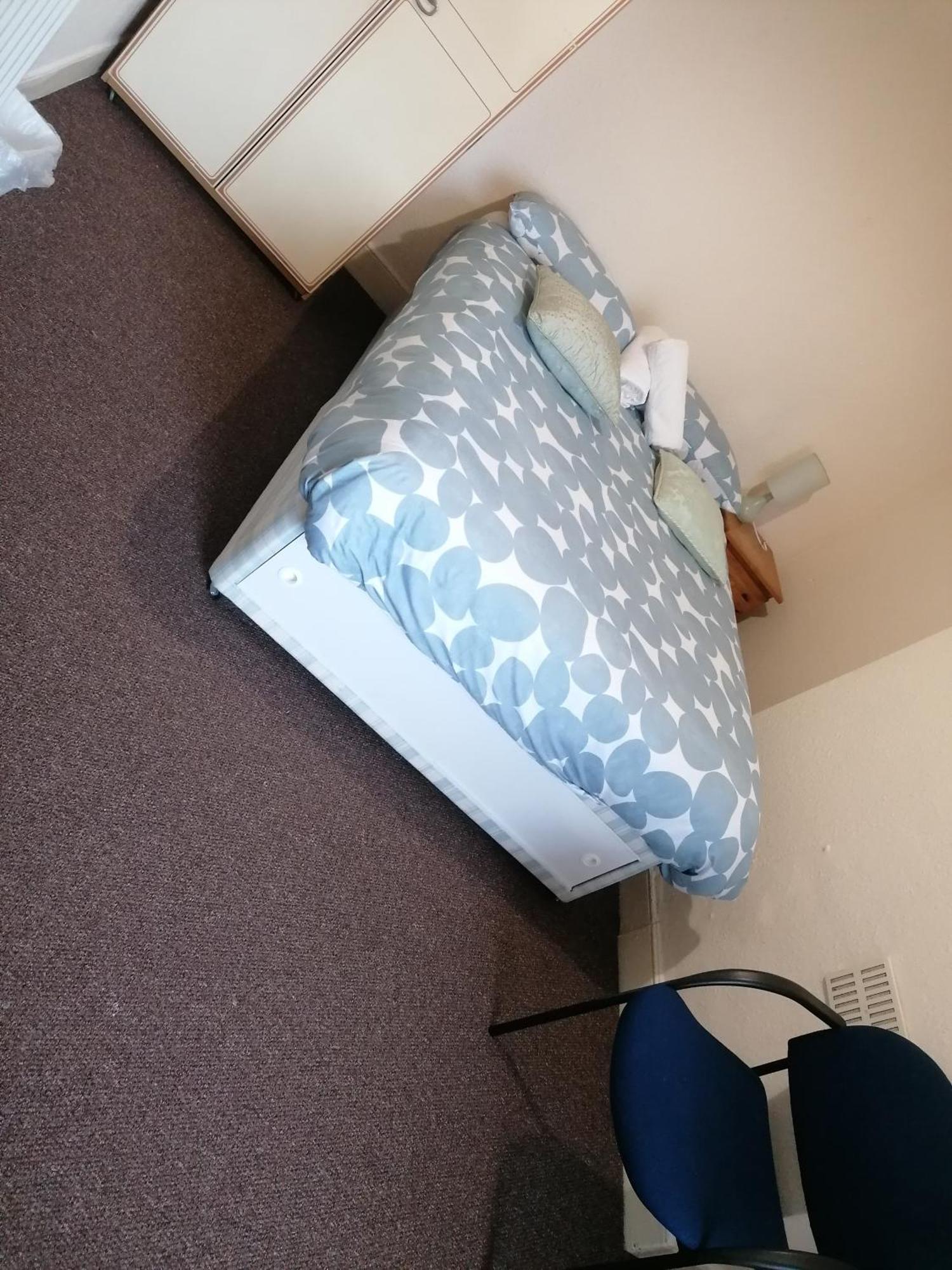 Hygis Home Of Relaxations Stoke-on-Trent Екстериор снимка