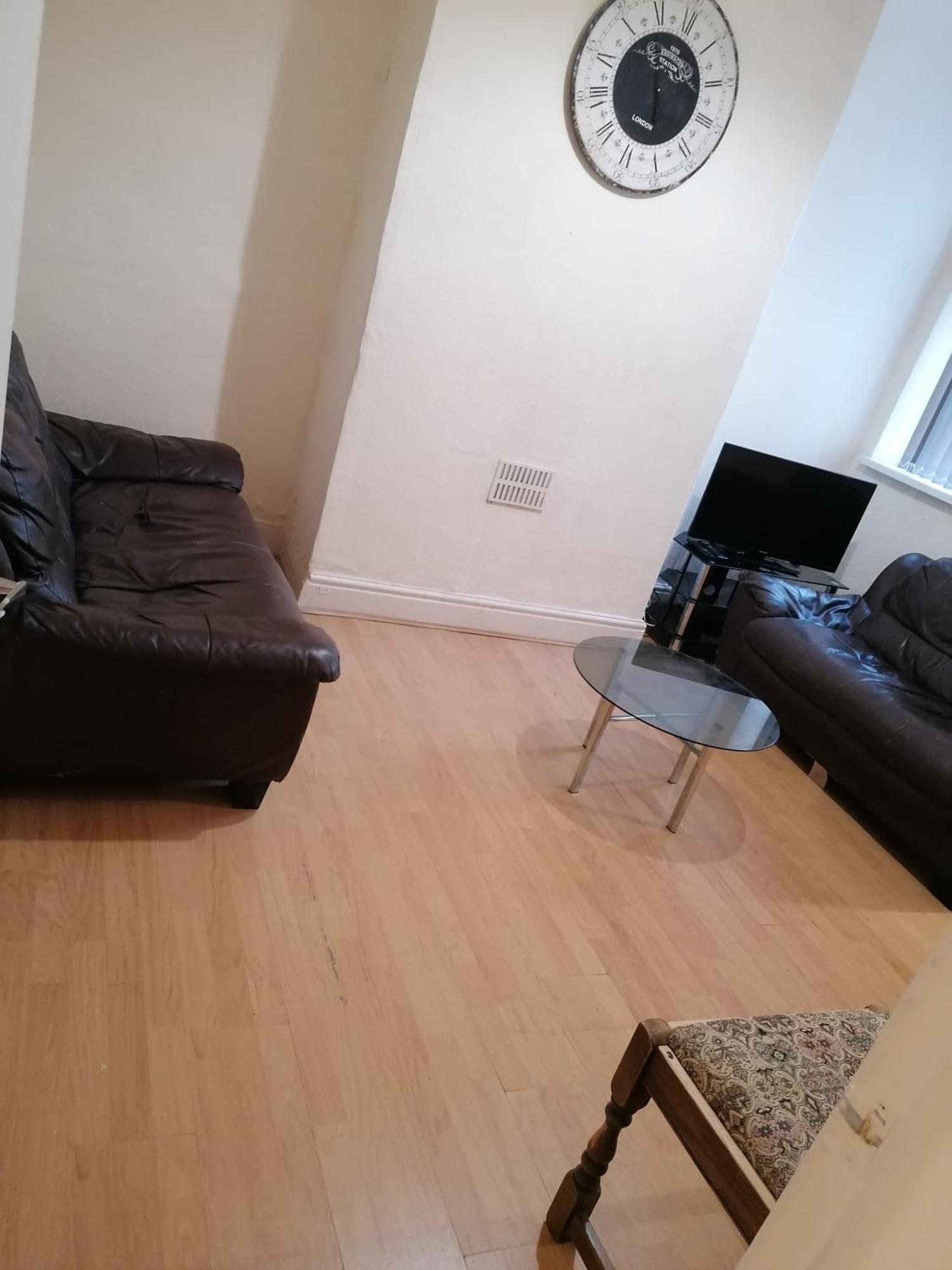 Hygis Home Of Relaxations Stoke-on-Trent Екстериор снимка