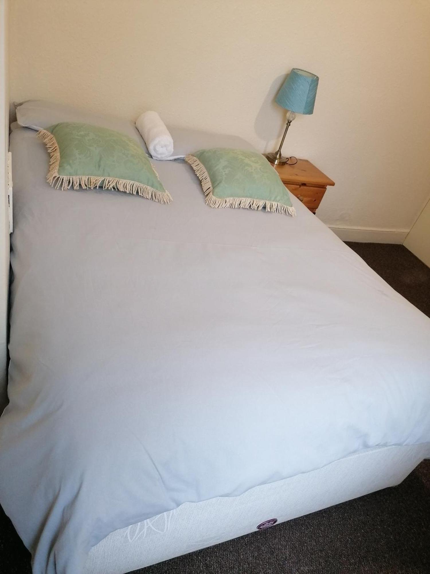 Hygis Home Of Relaxations Stoke-on-Trent Екстериор снимка